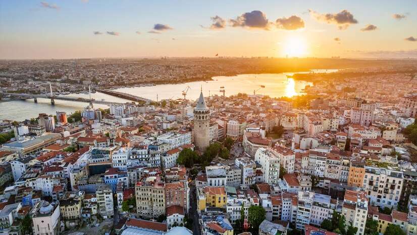 Istanbul – to Europe or to Asia?