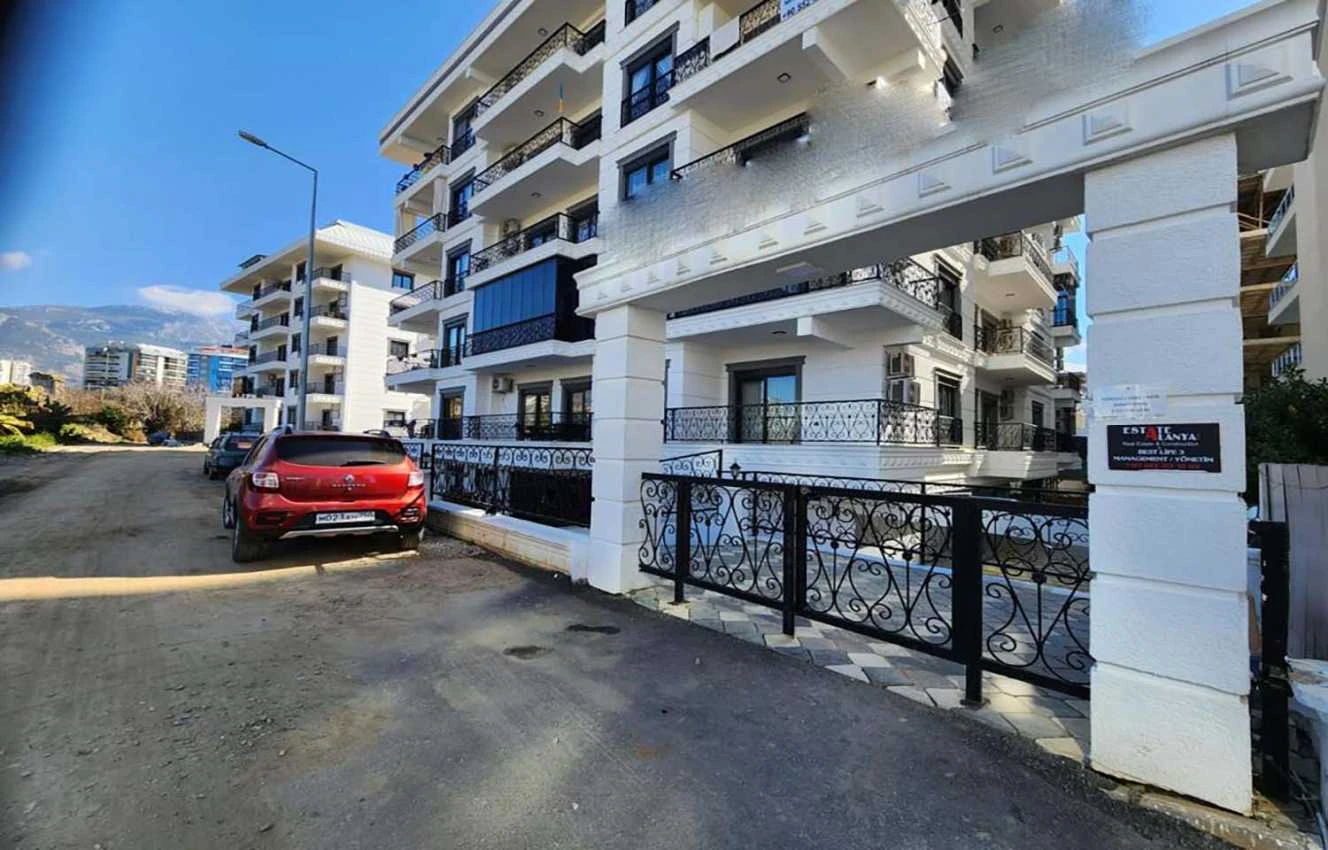 housebind Apartment 1 + 1 furnished at an affordable price in Mahmutlar/Alanya