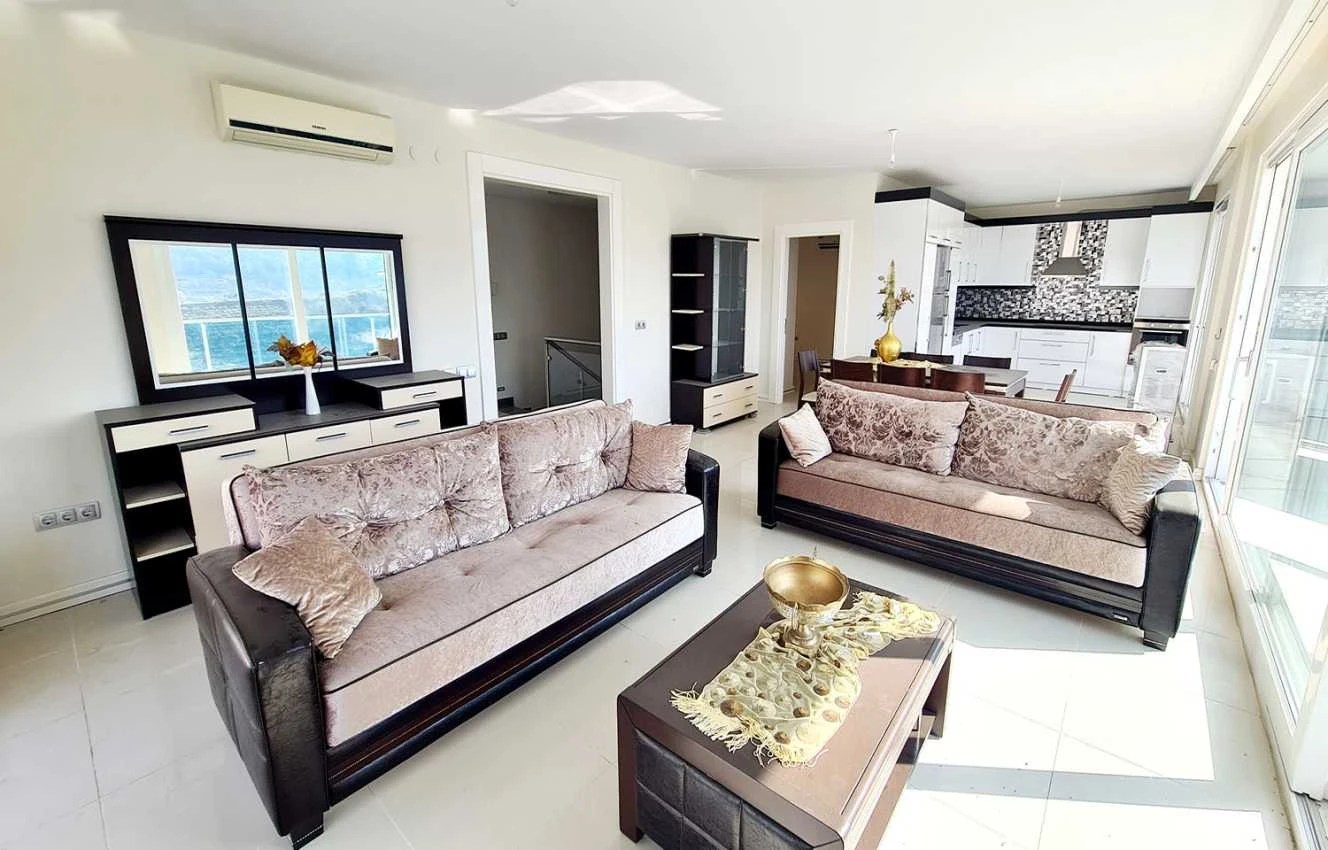 housebind Villa layout 4 + 1 in the elite complex Kargicak / Alanya