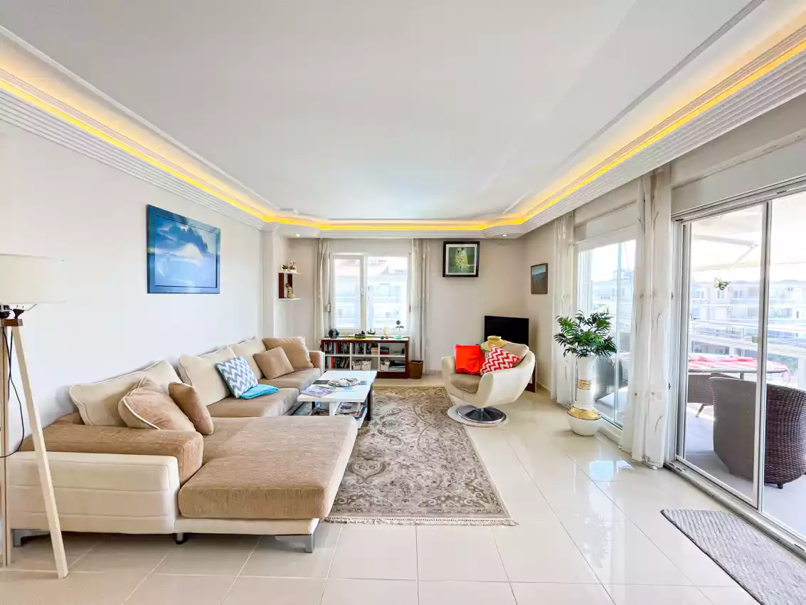 housebind Apartment 3+1 duplex in a cozy residential complex Oba / Alanya