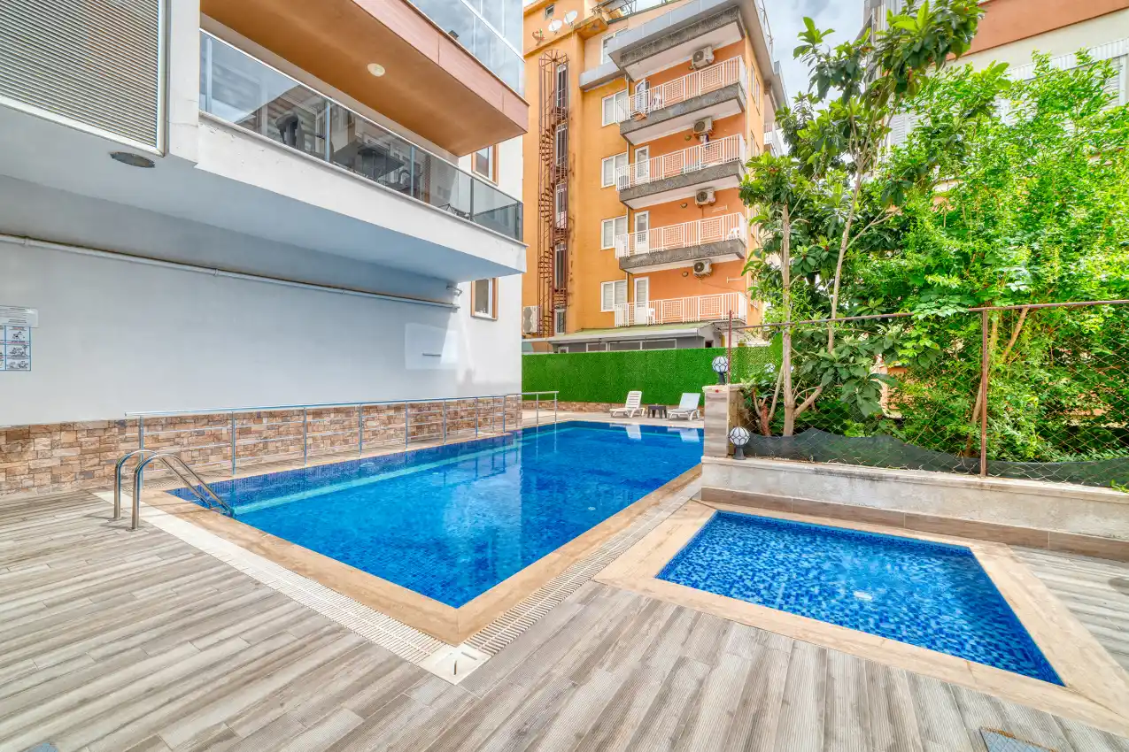 housebind 2+1 apartment for sale in the center of Alanya