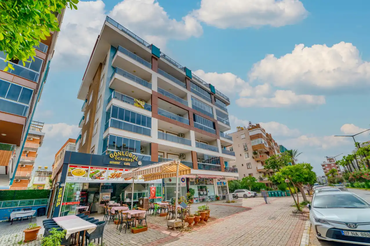 housebind 2+1 apartment for sale in the center of Alanya